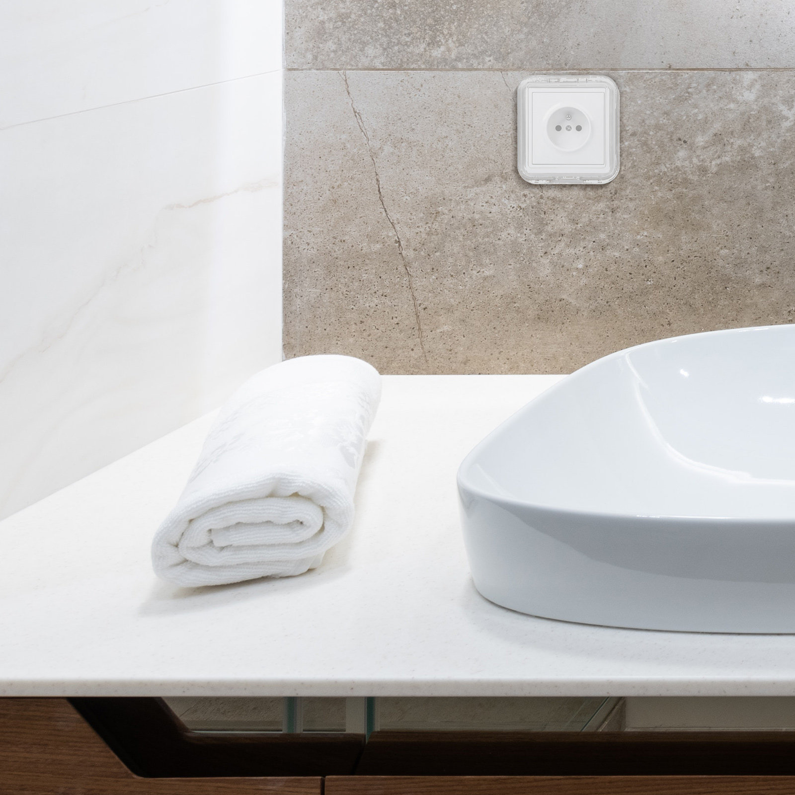 Protectores de enchufes a prue - Outlet Cover Childproof reseña y precio